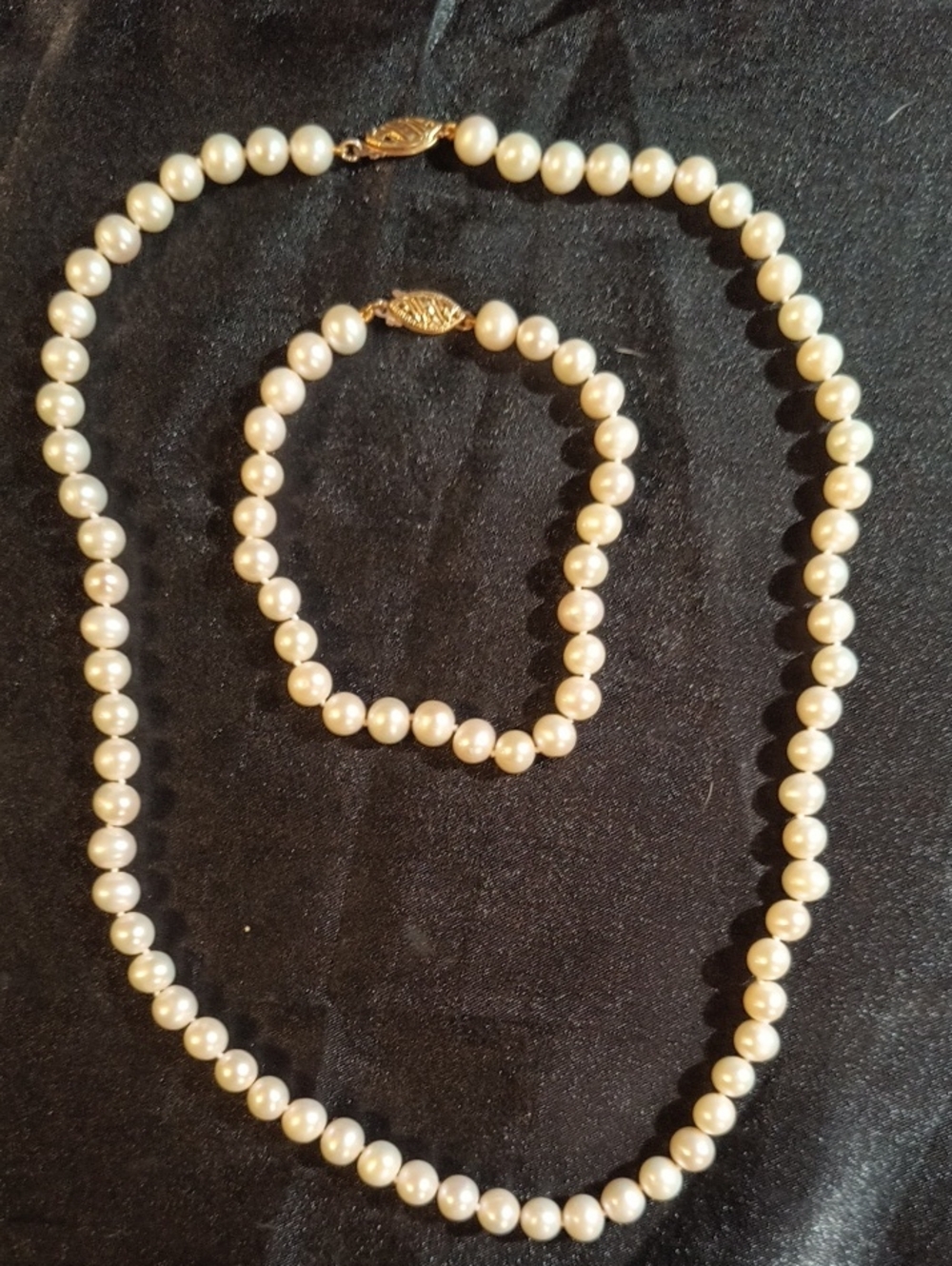 Vintage 14k Cultured Freshwater Pearl Necklace 18”  & Matching Bracelet 7"